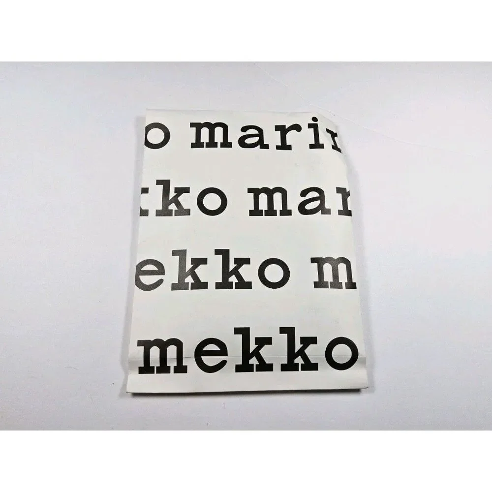 Marimekko Tiise Mini Unikko Small Cosmetic Bag Black Ivory Japan